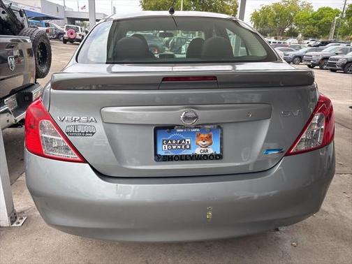 2013 Nissan Versa 1.6 S