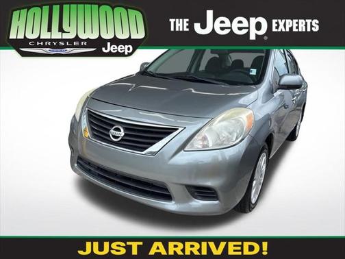 2013 Nissan Versa 1.6 S