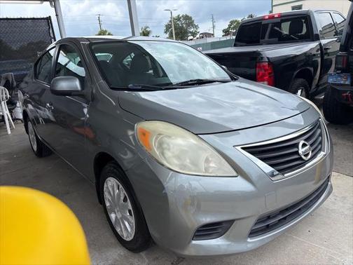 2013 Nissan Versa 1.6 S