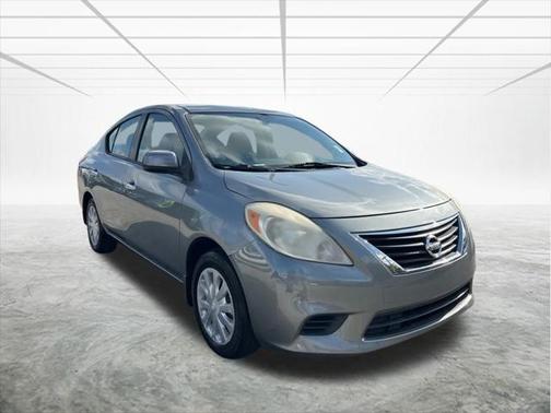 2013 Nissan Versa 1.6 S
