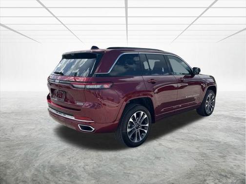 2025 Jeep Grand Cherokee Overland