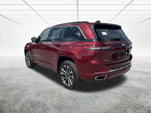 2025 Jeep Grand Cherokee Overland