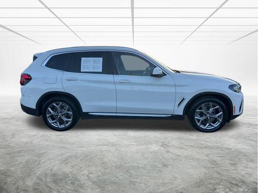 Alpine White 2022 BMW X3 sDrive30i