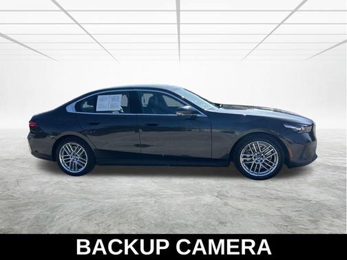 2024 BMW 530 530i