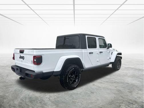 2026 Jeep Gladiator Willys
