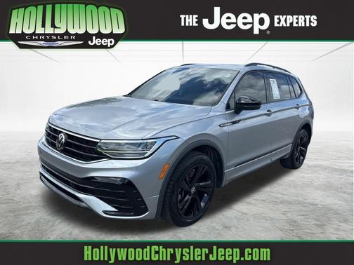 2023 Volkswagen Tiguan 2.0T SE R-Line Black