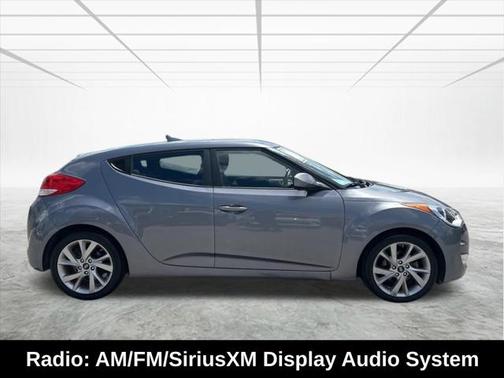 2017 Hyundai Veloster Base