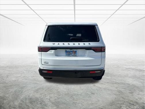 2024 Jeep Wagoneer Base