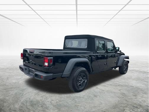2024 Jeep Gladiator Sport