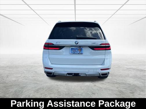 2025 BMW X7 xDrive40i