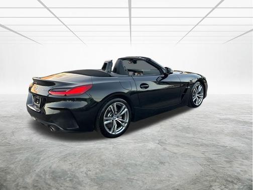 2025 BMW Z4 sDrive30i