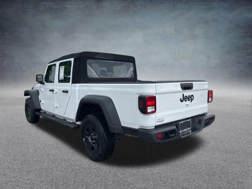2024 Jeep Gladiator Sport