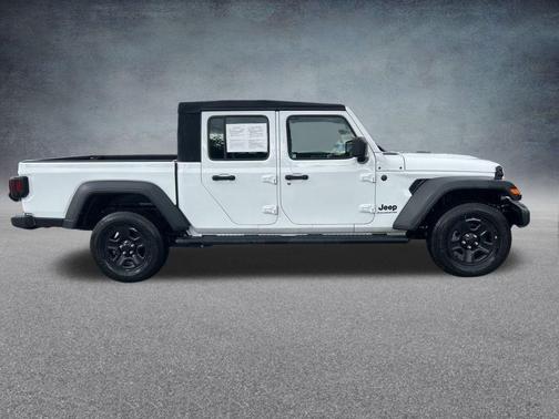 2024 Jeep Gladiator Sport