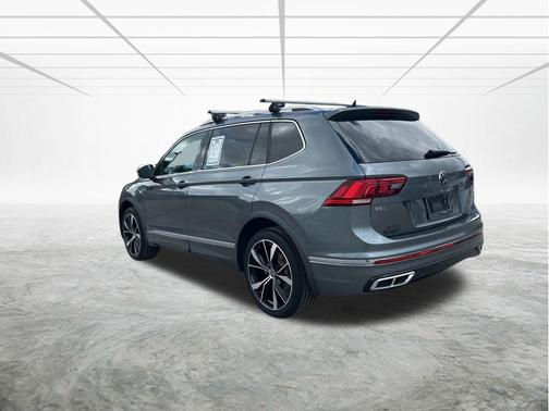 2022 Volkswagen Tiguan 2.0T SEL R-Line 4MOTION