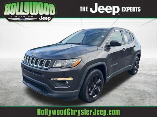 Granite Crystal Metallic Clearcoat 2019 Jeep Compass Latitude
