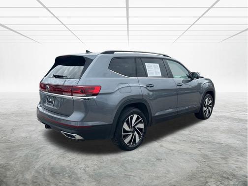 Gray 2024 Volkswagen Atlas 2.0T SE w/Technology