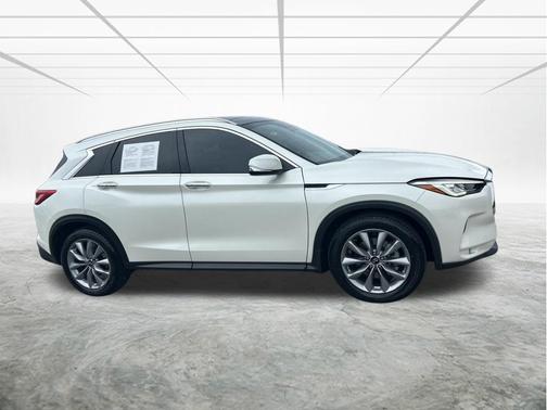 Majestic White 2021 INFINITI QX50 LUXE