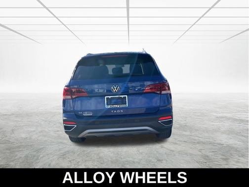 2024 Volkswagen Taos 1.5T SE