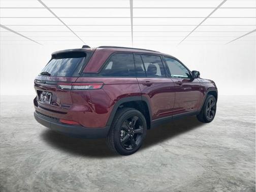 2025 Jeep Grand Cherokee Limited X