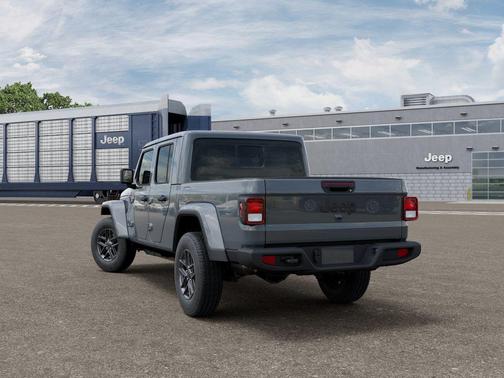 Anvil Clearcoat 2026 Jeep Gladiator Sport S