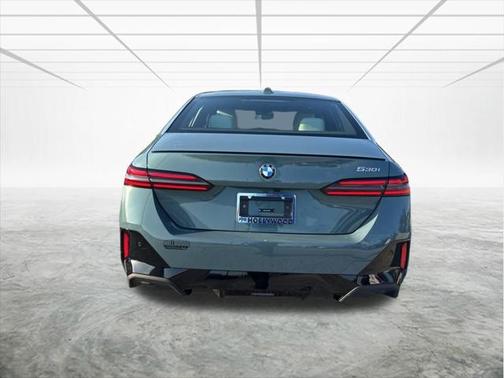 2024 BMW 530 530i