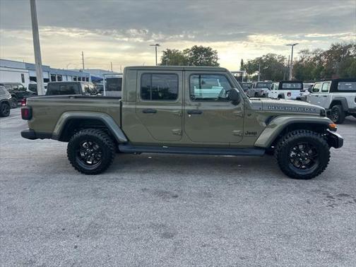 2025 Jeep Gladiator High Tide