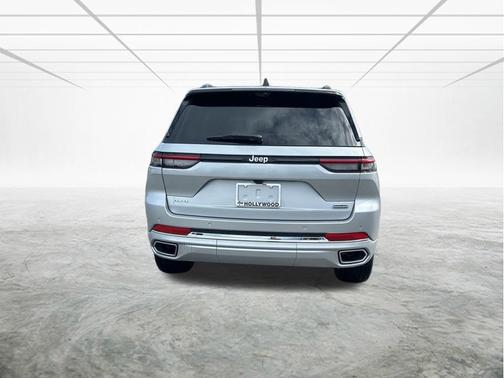 2025 Jeep Grand Cherokee Overland