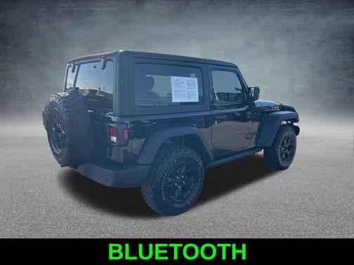 Black Clearcoat 2022 Jeep Wrangler Willys