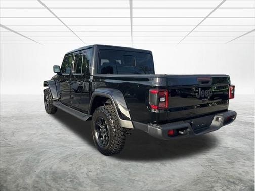 2025 Jeep Gladiator High Tide