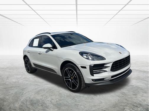 2021 Porsche Macan Base