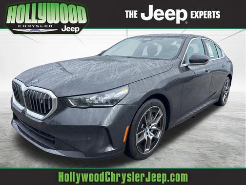 Dark Graphite 2024 BMW i5 eDrive40