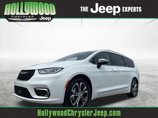 2025 Chrysler Pacifica L