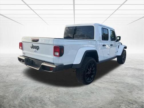 2025 Jeep Gladiator Nighthawk
