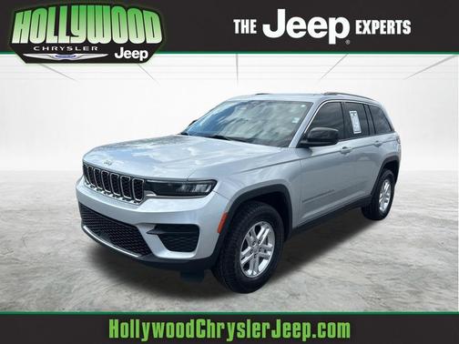 2023 Jeep Grand Cherokee Laredo