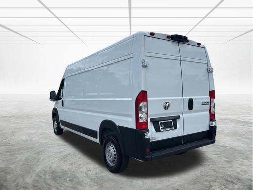 Bright White Clearcoat 2025 RAM ProMaster 2500 Tradesman