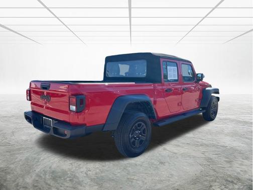 2024 Jeep Gladiator Sport