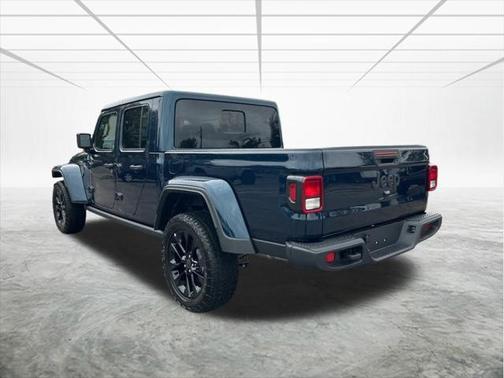 2025 Jeep Gladiator Nighthawk