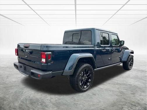 2025 Jeep Gladiator Nighthawk
