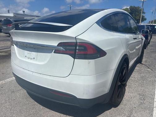 2018 Tesla Model X 75D