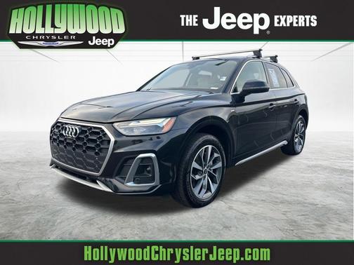 2022 Audi Q5 45 S line Premium