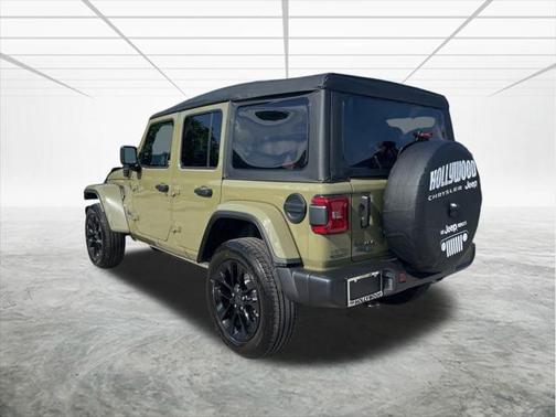 2025 Jeep Wrangler Sahara 4xe