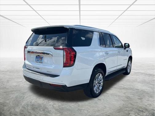 2022 GMC Yukon SLT