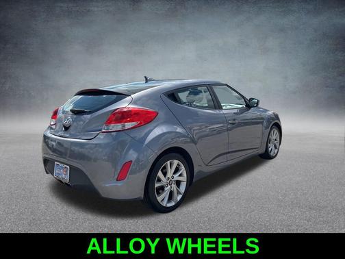 2017 Hyundai Veloster Base