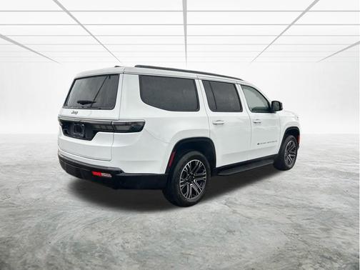 2026 Jeep Grand Wagoneer Base