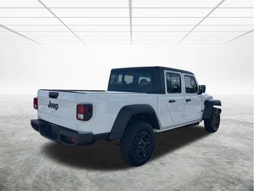 Bright White Clearcoat 2026 Jeep Gladiator Sport