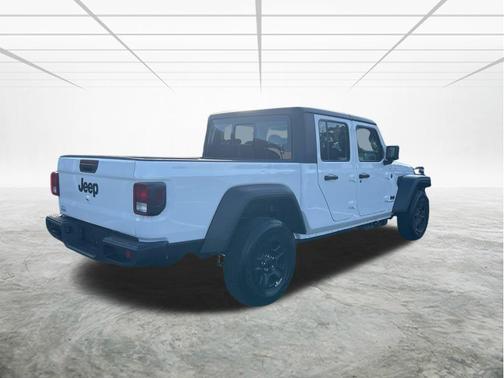 2026 Jeep Gladiator Sport