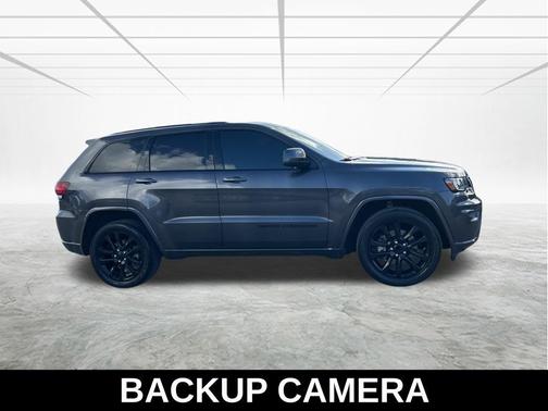 2021 Jeep Grand Cherokee Laredo