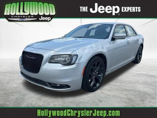 2022 Chrysler 300 S