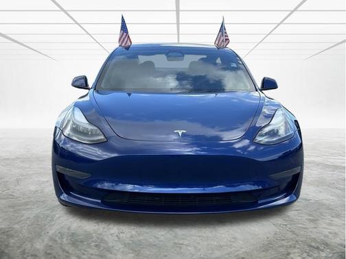 2023 Tesla Model 3 Standard Range