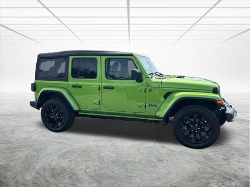 2025 Jeep Wrangler Sahara 4xe